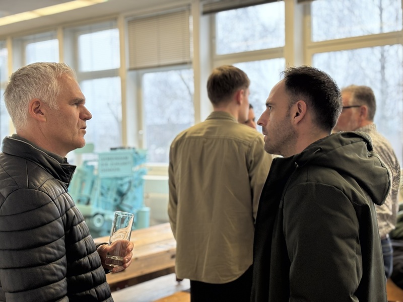 Wellcome Kaffee bei der Exkursion vom CEO-Club bei Ast & Fischer AG
