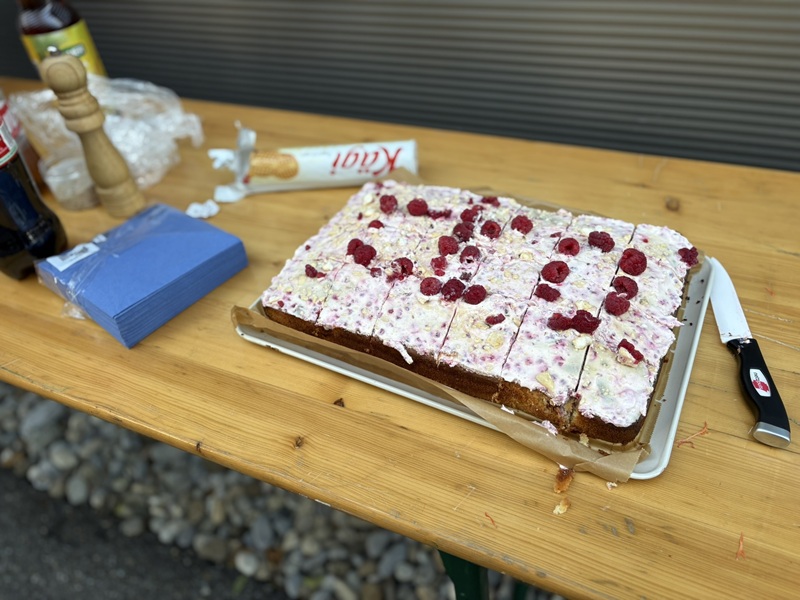 Dessert am Sommerevent 2026 des CEO-Club, KMU-Netzwerk-Schweiz